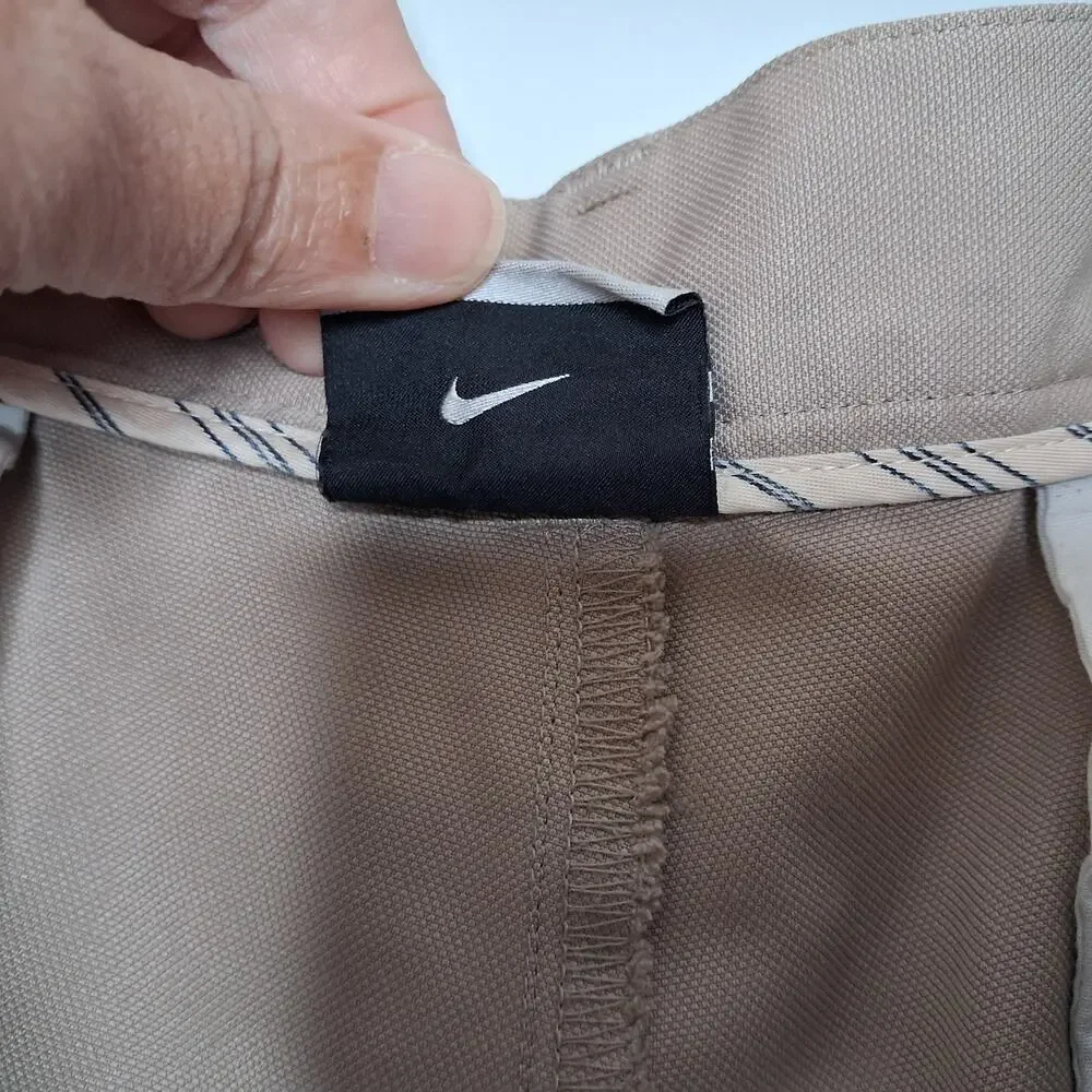 Nike Golf Dry Fit Pleated Front Shorts Mens 36 Tan Khaki Performance Swoosh Logo